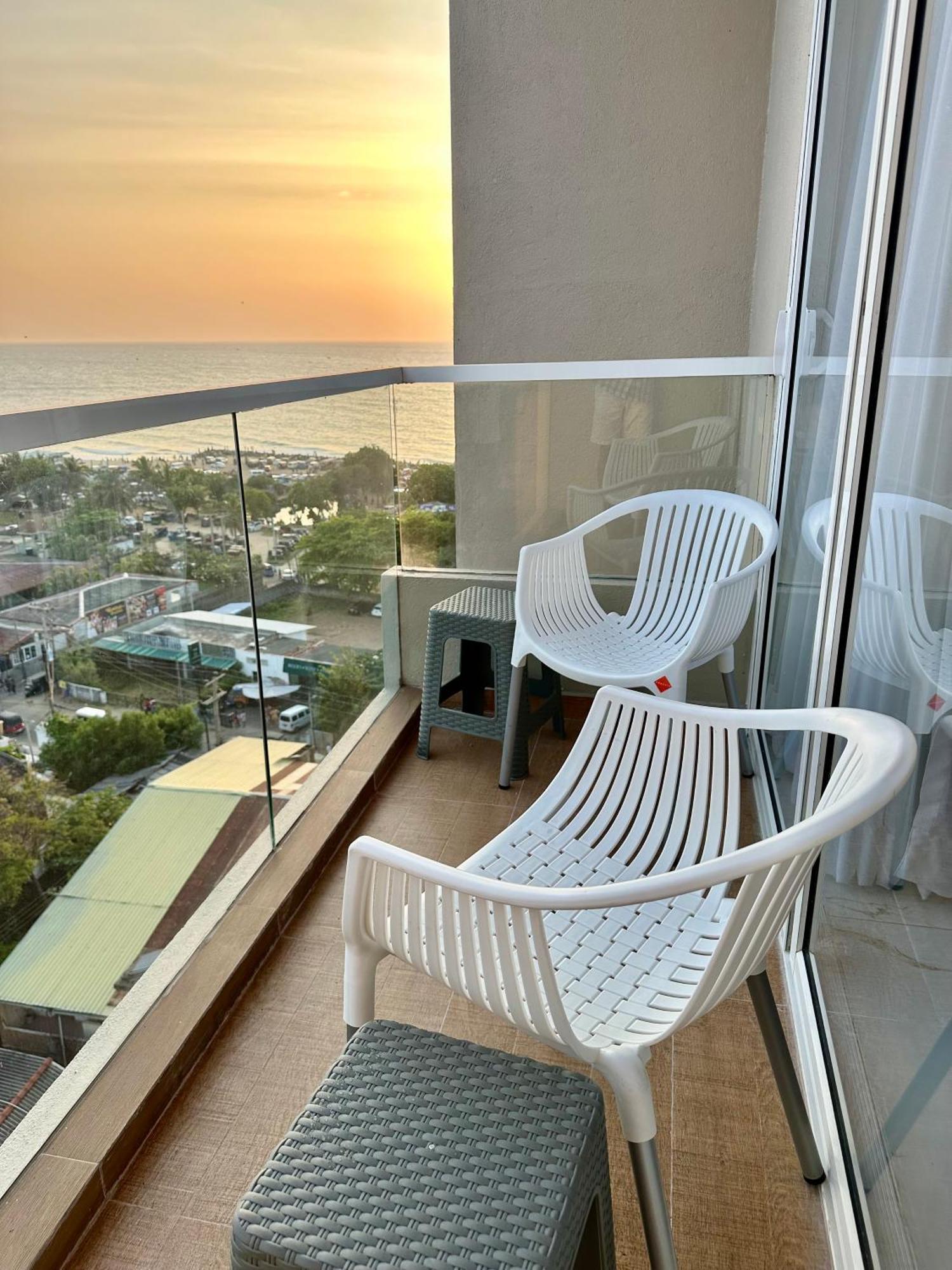 Ocean Breeze Hotel Residencies Britlanka Apartments Negombo Esterno foto