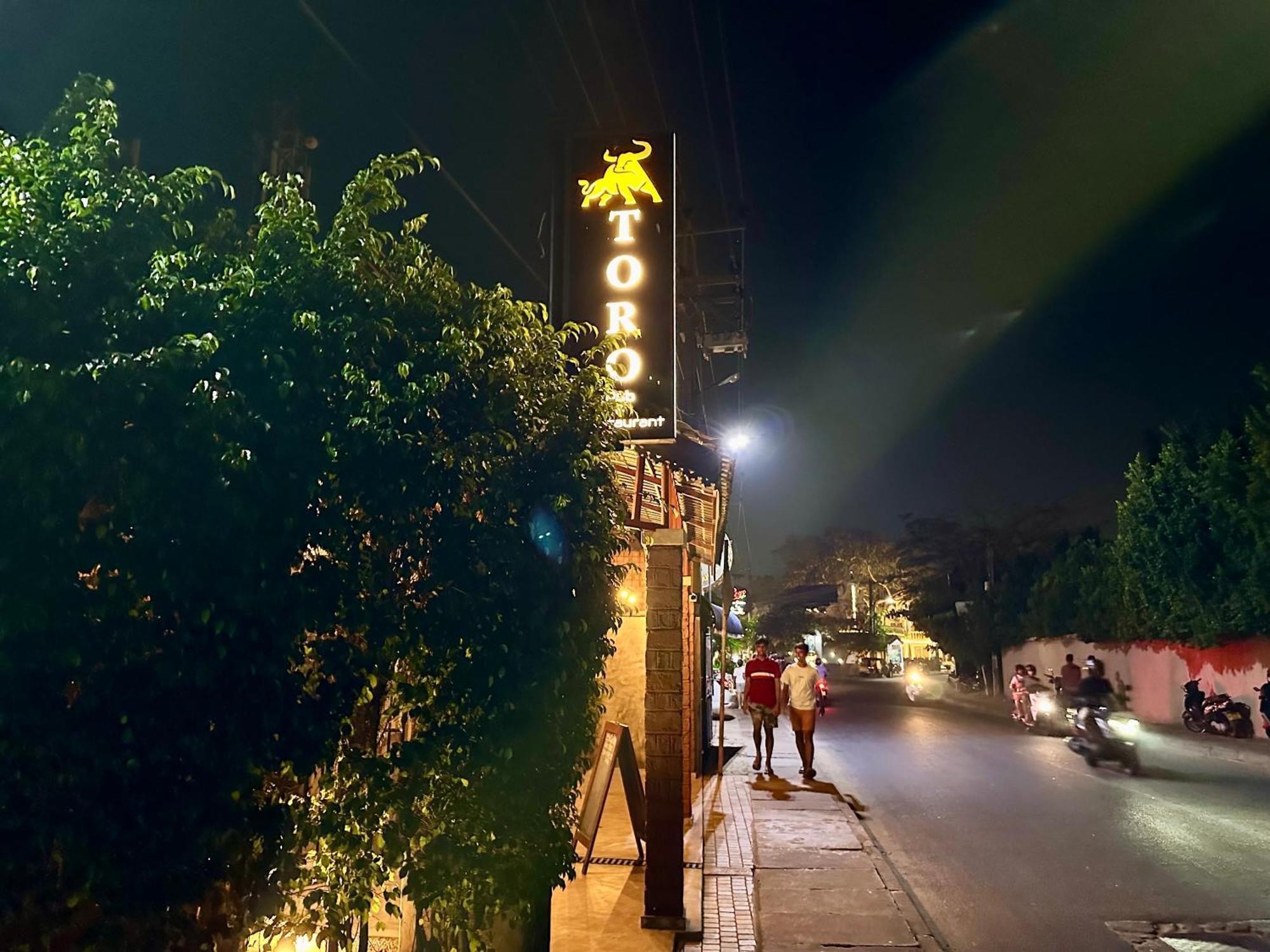 Ocean Breeze Hotel Residencies Britlanka Apartments Negombo Esterno foto
